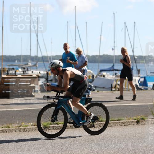 17.08.2025 - KN Förde Triathlon 2025 Yannick Fuchs http://msf.ph/oto/8622111 17.08.2025 11:05:13 Radfahren 282, 296, 307, 284 meine-sportfotos.de