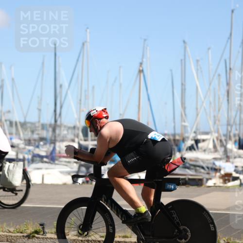 17.08.2025 - KN Förde Triathlon 2025 Yannick Fuchs http://msf.ph/oto/8622170 17.08.2025 11:07:16 Radfahren 261, 294, 300, 261, 295 meine-sportfotos.de