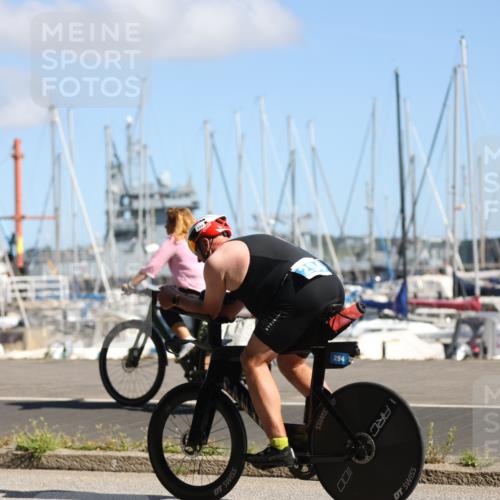 17.08.2025 - KN Förde Triathlon 2025 Yannick Fuchs http://msf.ph/oto/8622172 17.08.2025 11:07:16 Radfahren 261, 294, 300, 261, 295 meine-sportfotos.de