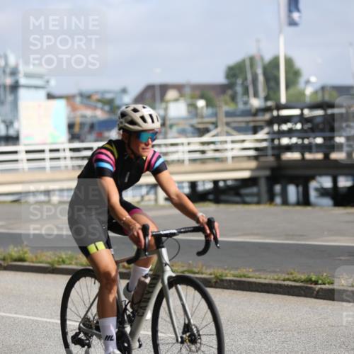 17.08.2025 - KN Förde Triathlon 2025 Yannick Fuchs http://msf.ph/oto/8622192 17.08.2025 09:46:55 Radfahren 116, 143, 166, 116 meine-sportfotos.de