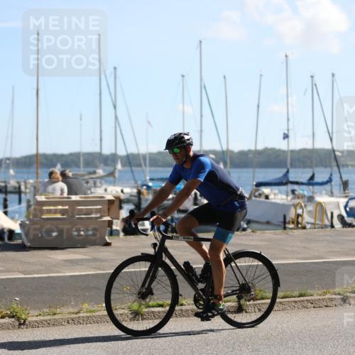 17.08.2025 - KN Förde Triathlon 2025 Yannick Fuchs http://msf.ph/oto/8622283 17.08.2025 11:08:27 Radfahren 325, 318 meine-sportfotos.de