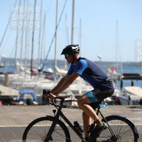 17.08.2025 - KN Förde Triathlon 2025 Yannick Fuchs http://msf.ph/oto/8622285 17.08.2025 11:08:27 Radfahren 325, 318 meine-sportfotos.de