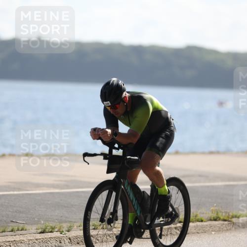 17.08.2025 - KN Förde Triathlon 2025 Yannick Fuchs http://msf.ph/oto/8622305 17.08.2025 11:08:49 Radfahren 294, 304, 320, 615, 323, 605 meine-sportfotos.de
