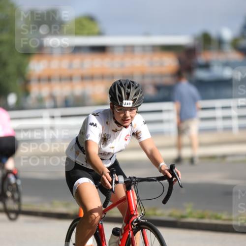 17.08.2025 - KN Förde Triathlon 2025 Yannick Fuchs http://msf.ph/oto/8622342 17.08.2025 09:48:06 Radfahren 109, 142, 144, 180, 249, 251 meine-sportfotos.de