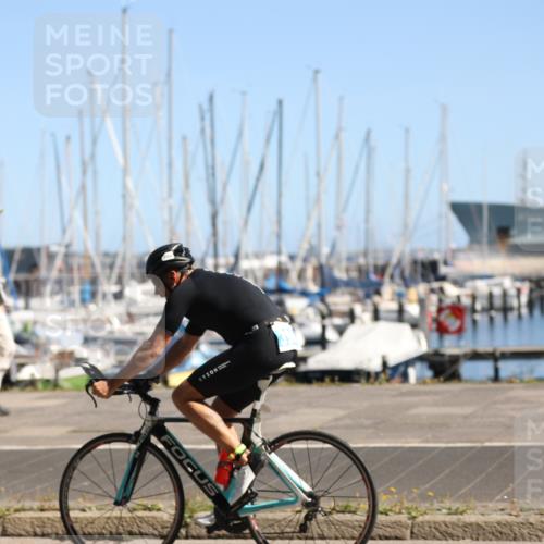 17.08.2025 - KN Förde Triathlon 2025 Yannick Fuchs http://msf.ph/oto/8622360 17.08.2025 11:09:09 Radfahren 268, 319, 390, 264, 601, 643 meine-sportfotos.de