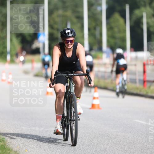 17.08.2025 - KN Förde Triathlon 2025 Yannick Fuchs http://msf.ph/oto/8622418 17.08.2025 09:48:43 Radfahren 189, 213, 106, 159, 194 meine-sportfotos.de