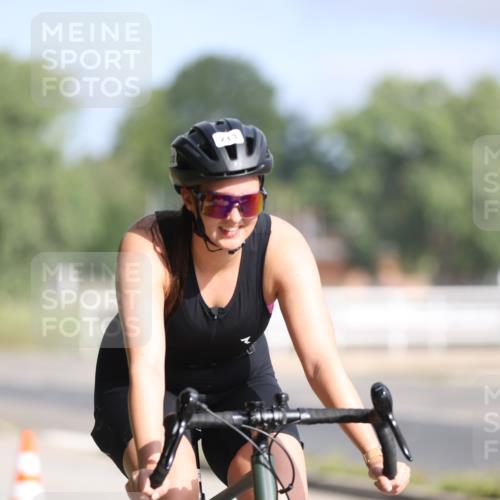 17.08.2025 - KN Förde Triathlon 2025 Yannick Fuchs http://msf.ph/oto/8622430 17.08.2025 09:48:44 Radfahren 189, 213, 106, 159 meine-sportfotos.de