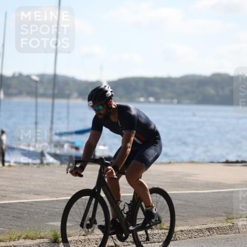 17.08.2025 - KN Förde Triathlon 2025 Yannick Fuchs http://msf.ph/oto/8622486 17.08.2025 11:10:09 Radfahren 274, 275, 293, 302, 318, 325, 334, 274, 318, 323, 324 meine-sportfotos.de