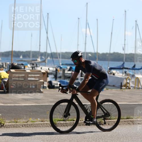 17.08.2025 - KN Förde Triathlon 2025 Yannick Fuchs http://msf.ph/oto/8622491 17.08.2025 11:10:10 Radfahren 275, 293, 302, 325, 334, 274, 302, 318, 323, 324 meine-sportfotos.de