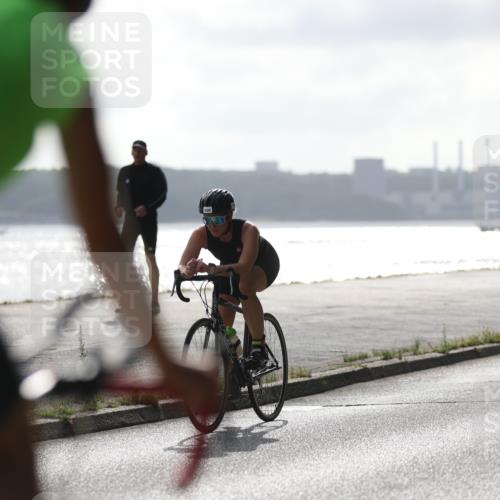 17.08.2025 - KN Förde Triathlon 2025 Yannick Fuchs http://msf.ph/oto/8622492 17.08.2025 09:49:13 Radfahren 108, 161, 177, 187, 250, 161, 164, 192, 220 meine-sportfotos.de