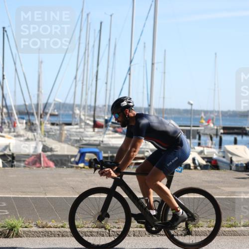 17.08.2025 - KN Förde Triathlon 2025 Yannick Fuchs http://msf.ph/oto/8622497 17.08.2025 11:10:10 Radfahren 275, 293, 302, 325, 334, 274, 302, 318, 323, 324 meine-sportfotos.de