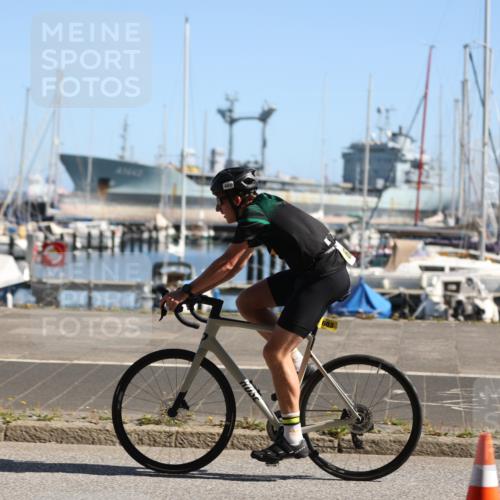 17.08.2025 - KN Förde Triathlon 2025 Yannick Fuchs http://msf.ph/oto/8622559 17.08.2025 11:10:24 Radfahren 270, 311, 320, 321, 327, 343, 602, 603, 615, 270, 275, 293, 325, 602, 605 meine-sportfotos.de