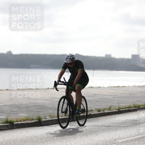 17.08.2025 - KN Förde Triathlon 2025 Yannick Fuchs http://msf.ph/oto/8622612 17.08.2025 09:50:42 Radfahren 103, 114, 159, 160, 169, 189 meine-sportfotos.de