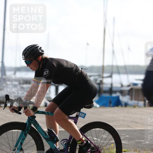17.08.2025 - KN Förde Triathlon 2025 Yannick Fuchs http://msf.ph/oto/8622688 17.08.2025 09:51:28 Radfahren 125, 153, 157, 158, 181, 221, 110, 131, 158, 181, 207 meine-sportfotos.de