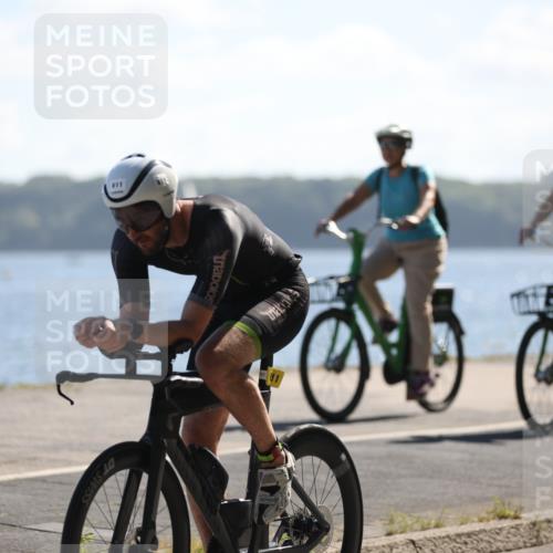 17.08.2025 - KN Förde Triathlon 2025 Yannick Fuchs http://msf.ph/oto/8622723 17.08.2025 11:11:28 Radfahren 267, 274, 611, 604, 607 meine-sportfotos.de