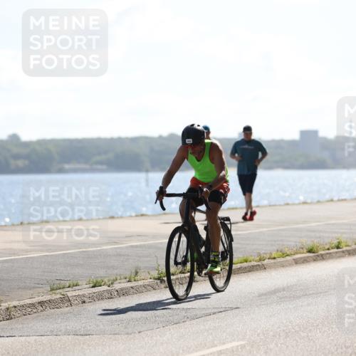 17.08.2025 - KN Förde Triathlon 2025 Yannick Fuchs http://msf.ph/oto/8622782 17.08.2025 11:11:50 Radfahren 270, 275, 293, 321, 334, 362, 603, 272, 275, 329, 341 meine-sportfotos.de