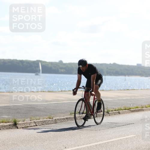 17.08.2025 - KN Förde Triathlon 2025 Yannick Fuchs http://msf.ph/oto/8622829 17.08.2025 11:12:10 Radfahren 269, 271, 278, 291, 327, 343, 350, 370, 635, 287, 371 meine-sportfotos.de