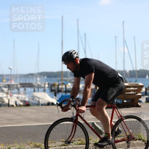 17.08.2025 - KN Förde Triathlon 2025 Yannick Fuchs http://msf.ph/oto/8622837 17.08.2025 11:12:11 Radfahren 269, 271, 278, 291, 327, 343, 350, 370, 612, 635, 287, 371 meine-sportfotos.de