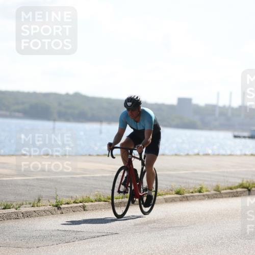 17.08.2025 - KN Förde Triathlon 2025 Yannick Fuchs http://msf.ph/oto/8622845 17.08.2025 11:12:13 Radfahren 269, 271, 278, 291, 327, 343, 350, 370, 612, 635, 287 meine-sportfotos.de