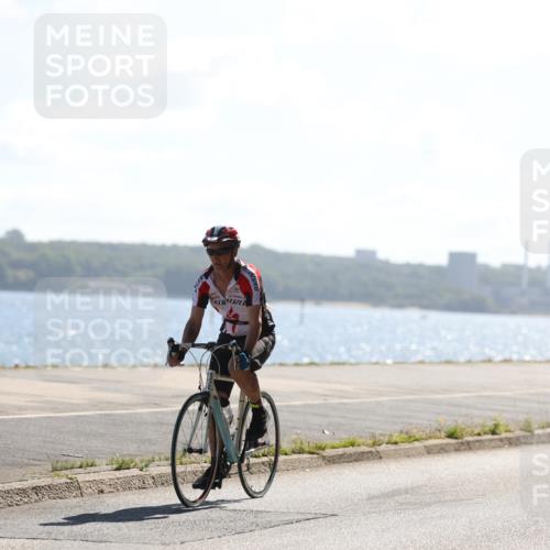 17.08.2025 - KN Förde Triathlon 2025 Yannick Fuchs http://msf.ph/oto/8622852 17.08.2025 11:12:15 Radfahren 269, 271, 278, 327, 343, 350, 370, 612, 635, 291 meine-sportfotos.de