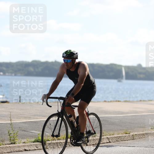 17.08.2025 - KN Förde Triathlon 2025 Yannick Fuchs http://msf.ph/oto/8622862 17.08.2025 11:12:17 Radfahren 269, 271, 278, 327, 343, 350, 356, 370, 387, 612, 635, 278, 291, 327 meine-sportfotos.de