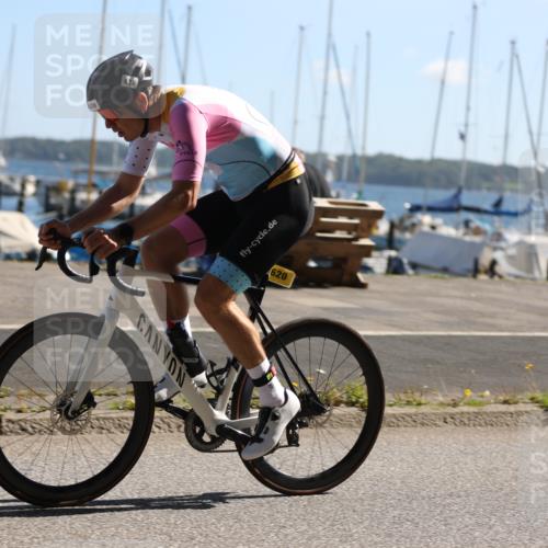17.08.2025 - KN Förde Triathlon 2025 Yannick Fuchs http://msf.ph/oto/8622979 17.08.2025 11:12:41 Radfahren 273, 280, 308, 349, 352, 379, 620, 326, 614 meine-sportfotos.de