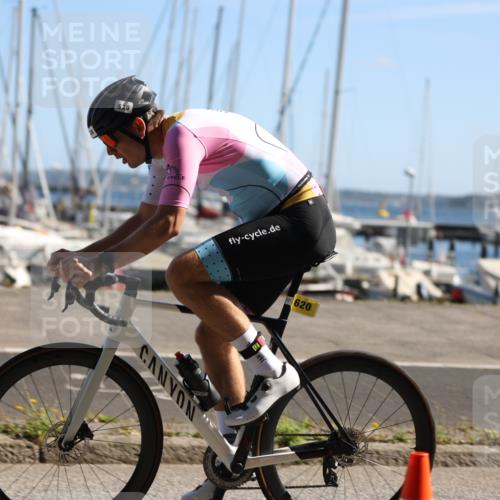 17.08.2025 - KN Förde Triathlon 2025 Yannick Fuchs http://msf.ph/oto/8622982 17.08.2025 11:12:41 Radfahren 273, 280, 308, 349, 352, 379, 620, 326, 614 meine-sportfotos.de