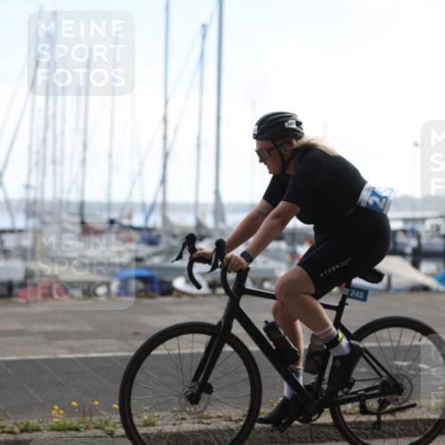 17.08.2025 - KN Förde Triathlon 2025 Yannick Fuchs http://msf.ph/oto/8623068 17.08.2025 09:54:55 Radfahren 111, 145, 163, 170, 188, 245, 130, 151, 163, 212 meine-sportfotos.de