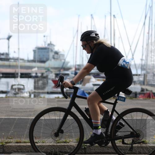 17.08.2025 - KN Förde Triathlon 2025 Yannick Fuchs http://msf.ph/oto/8623071 17.08.2025 09:54:55 Radfahren 111, 145, 163, 170, 188, 245, 130, 151, 163, 212 meine-sportfotos.de