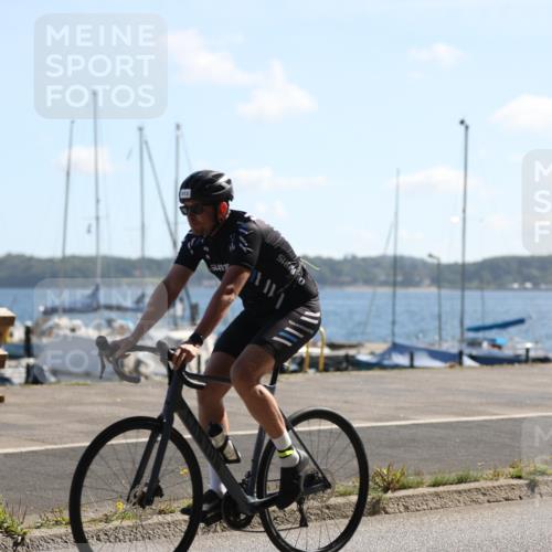 17.08.2025 - KN Förde Triathlon 2025 Yannick Fuchs http://msf.ph/oto/8623088 17.08.2025 11:13:22 Radfahren 329, 330, 341, 345, 353, 377, 380, 613, 619, 625, 638, 272, 621 meine-sportfotos.de