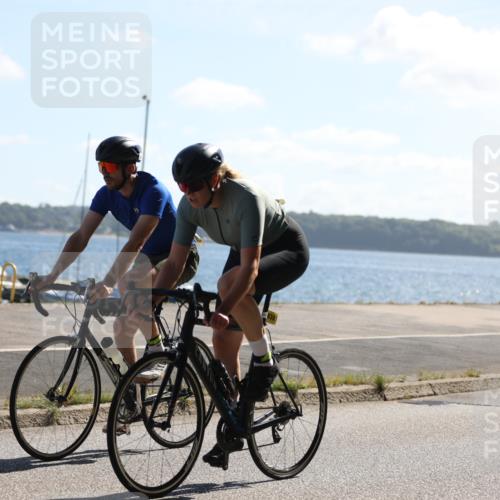 17.08.2025 - KN Förde Triathlon 2025 Yannick Fuchs http://msf.ph/oto/8623108 17.08.2025 11:13:25 Radfahren 287, 329, 345, 353, 362, 374, 377, 380, 613, 619, 625, 638, 272, 330, 341, 613 meine-sportfotos.de
