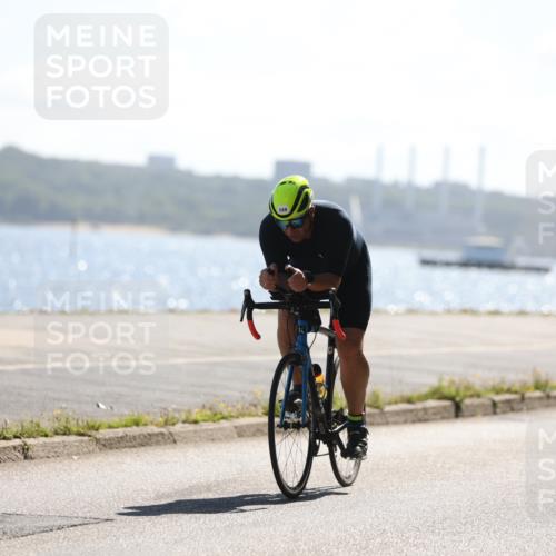 17.08.2025 - KN Förde Triathlon 2025 Yannick Fuchs http://msf.ph/oto/8623271 17.08.2025 11:14:25 Radfahren 263, 288, 306, 337, 389, 614, 285, 630 meine-sportfotos.de