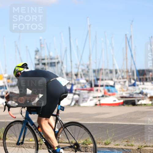 17.08.2025 - KN Förde Triathlon 2025 Yannick Fuchs http://msf.ph/oto/8623285 17.08.2025 11:14:27 Radfahren 263, 288, 306, 337, 349, 389, 285, 614, 630 meine-sportfotos.de