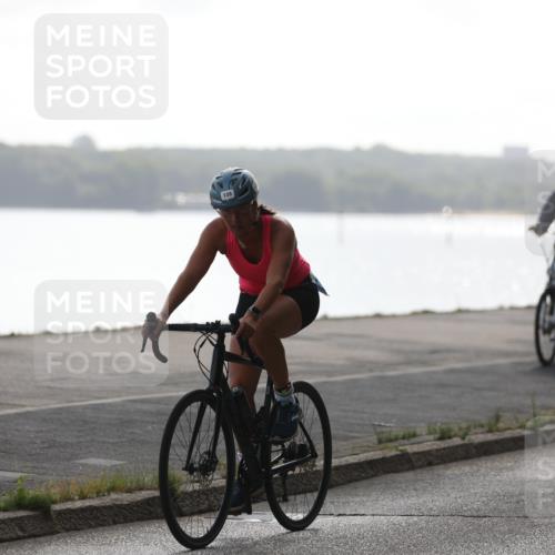 17.08.2025 - KN Förde Triathlon 2025 Yannick Fuchs http://msf.ph/oto/8623300 17.08.2025 09:57:22 Radfahren 135, 139, 166, 195, 201, 235, 246, 219, 237, 245 meine-sportfotos.de