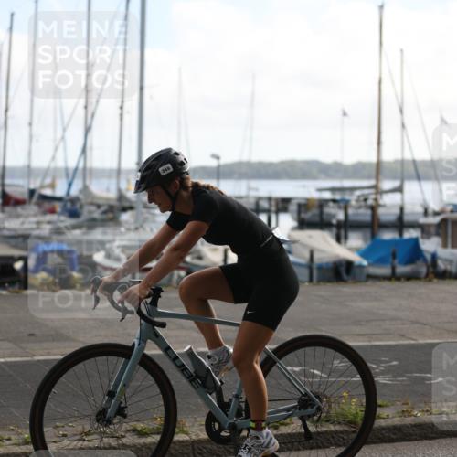 17.08.2025 - KN Förde Triathlon 2025 Yannick Fuchs http://msf.ph/oto/8623315 17.08.2025 09:57:24 Radfahren 135, 139, 195, 201, 235, 246, 166, 219, 245 meine-sportfotos.de