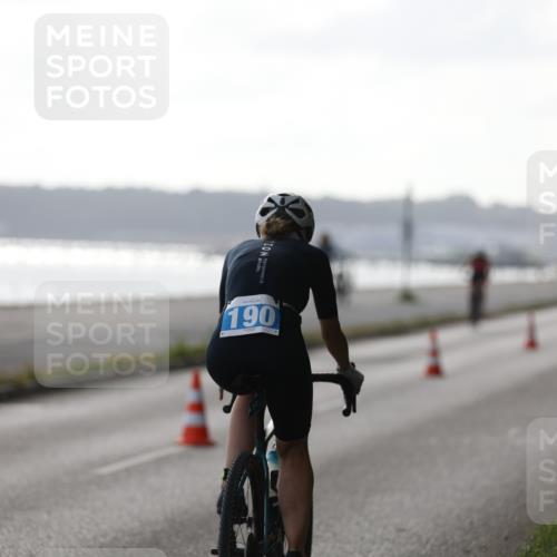 17.08.2025 - KN Förde Triathlon 2025 Yannick Fuchs http://msf.ph/oto/8623354 17.08.2025 09:57:40 Radfahren 120, 144, 190, 243, 144, 190 meine-sportfotos.de