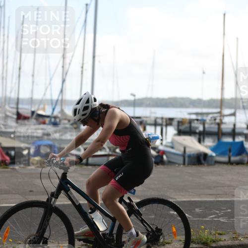 17.08.2025 - KN Förde Triathlon 2025 Yannick Fuchs http://msf.ph/oto/8623365 17.08.2025 09:57:51 Radfahren 120, 150, 187, 243 meine-sportfotos.de