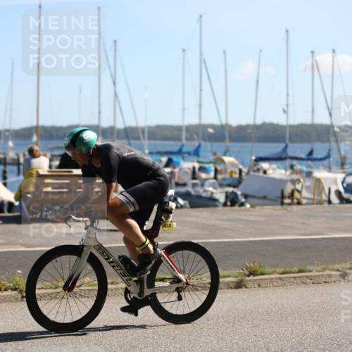 17.08.2025 - KN Förde Triathlon 2025 Yannick Fuchs http://msf.ph/oto/8623402 17.08.2025 11:15:09 Radfahren 281, 345, 353, 374, 380, 625, 632, 330, 353, 609, 613, 619, 621, 638, 642 meine-sportfotos.de