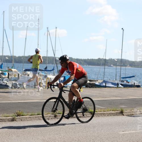 17.08.2025 - KN Förde Triathlon 2025 Yannick Fuchs http://msf.ph/oto/8623440 17.08.2025 11:15:26 Radfahren 300, 307, 354, 623, 629, 284, 377, 622 meine-sportfotos.de