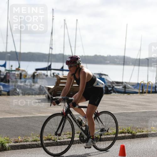 17.08.2025 - KN Förde Triathlon 2025 Yannick Fuchs http://msf.ph/oto/8623457 17.08.2025 09:58:30 Radfahren 177, 185, 173, 177 meine-sportfotos.de