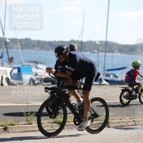 17.08.2025 - KN Förde Triathlon 2025 Yannick Fuchs http://msf.ph/oto/8623462 17.08.2025 11:15:30 Radfahren 282, 300, 307, 354, 623, 627, 622, 629 meine-sportfotos.de