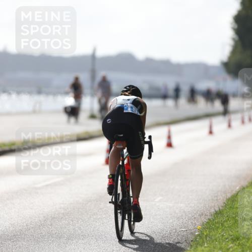 17.08.2025 - KN Förde Triathlon 2025 Yannick Fuchs http://msf.ph/oto/8623488 17.08.2025 09:58:49 Radfahren 228, 180, 200, 238 meine-sportfotos.de