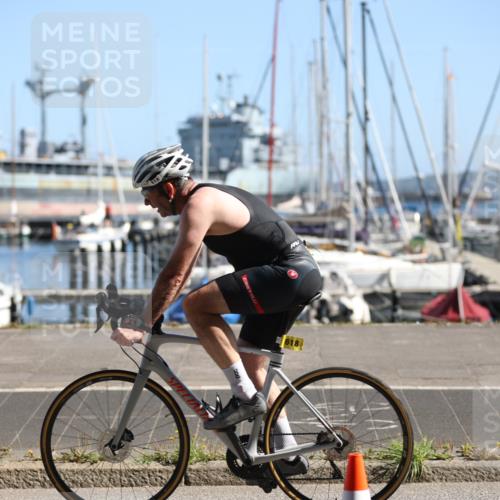 17.08.2025 - KN Förde Triathlon 2025 Yannick Fuchs http://msf.ph/oto/8623562 17.08.2025 11:16:07 Radfahren 266, 296, 310, 328, 335, 344, 368, 618, 626, 628, 630, 285, 288, 306, 389, 630 meine-sportfotos.de