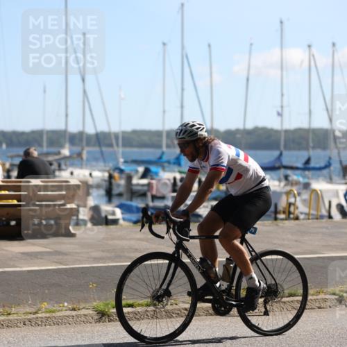 17.08.2025 - KN Förde Triathlon 2025 Yannick Fuchs http://msf.ph/oto/8623764 17.08.2025 11:18:13 Radfahren 279, 320, 340, 344, 615, 643, 297, 355 meine-sportfotos.de