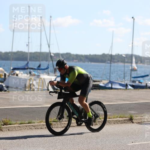 17.08.2025 - KN Förde Triathlon 2025 Yannick Fuchs http://msf.ph/oto/8623789 17.08.2025 11:18:22 Radfahren 264, 268, 312, 320, 615, 279, 340, 344, 643 meine-sportfotos.de