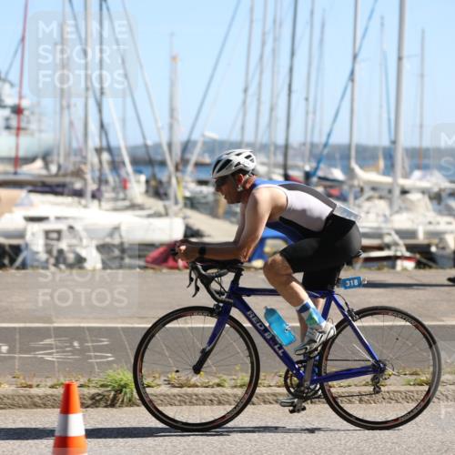 17.08.2025 - KN Förde Triathlon 2025 Yannick Fuchs http://msf.ph/oto/8623843 17.08.2025 11:19:08 Radfahren 318, 358, 376, 608, 636, 338, 605, 633, 634 meine-sportfotos.de