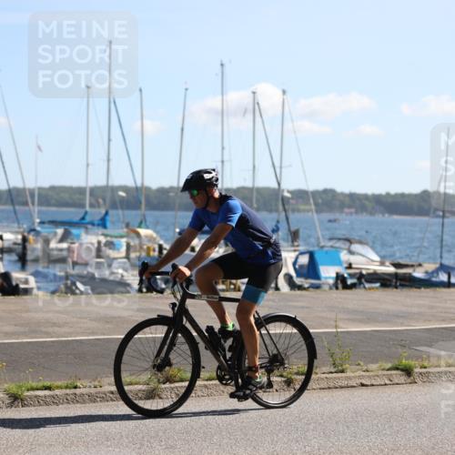 17.08.2025 - KN Förde Triathlon 2025 Yannick Fuchs http://msf.ph/oto/8623880 17.08.2025 11:19:43 Radfahren 269, 270, 278, 302, 325, 331, 385, 390, 269, 275 meine-sportfotos.de