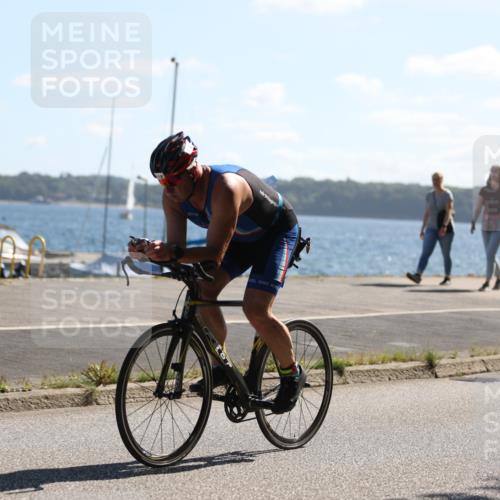 17.08.2025 - KN Förde Triathlon 2025 Yannick Fuchs http://msf.ph/oto/8623971 17.08.2025 11:21:04 Radfahren 269, 272, 275, 278, 293, 327, 364, 601, 602, 611, 287 meine-sportfotos.de
