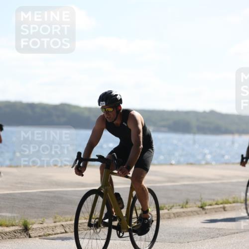 17.08.2025 - KN Förde Triathlon 2025 Yannick Fuchs http://msf.ph/oto/8623976 17.08.2025 11:21:07 Radfahren 269, 270, 272, 275, 278, 293, 327, 364, 602, 611, 272, 275, 287, 601 meine-sportfotos.de