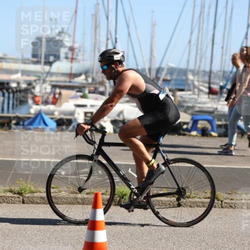 17.08.2025 - KN Förde Triathlon 2025 Yannick Fuchs http://msf.ph/oto/8623988 17.08.2025 11:21:17 Radfahren 270, 331, 343, 620, 639, 278, 293, 364, 602, 611 meine-sportfotos.de